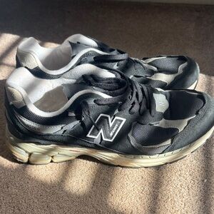 New Balance Black and Cream Running Shoes